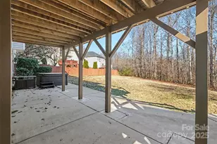 6213 Colonial Garden Dr, Huntersville, NC 28078 - Photo 7