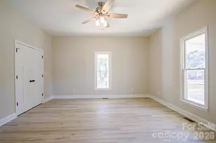 119 Marion St, Clover, SC 29710 - Photo 19