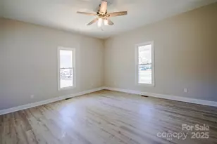 119 Marion St, Clover, SC 29710 - Photo 17