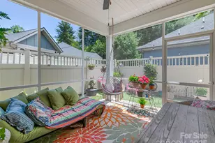 640 Summerfield Pl, Flat Rock, NC 28731 - Photo 25