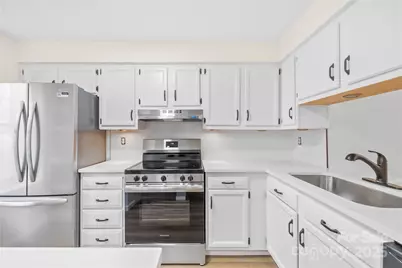 7320 Pebblestone Drive, Charlotte, NC 28212 - Photo 3