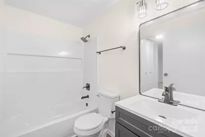 7320 Pebblestone Drive, Charlotte, NC 28212 - Photo 15