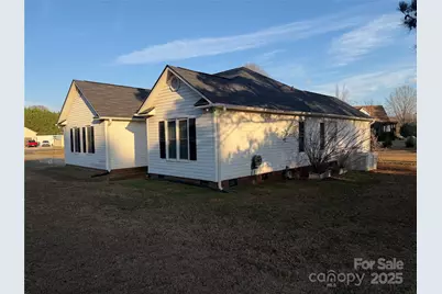 435 Mt Gallant Road W, York, SC 29745 - Photo 5