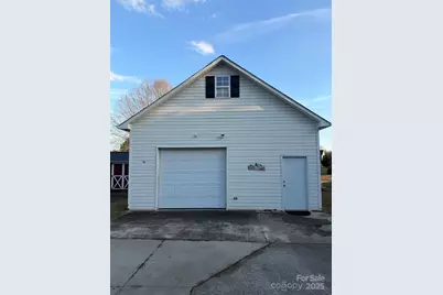 435 Mt Gallant Road W, York, SC 29745 - Photo 3