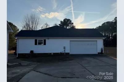 435 Mt Gallant Road W, York, SC 29745 - Photo 9