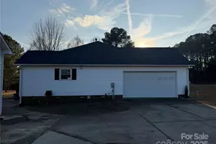 435 Mt Gallant Road W, York, SC 29745 - Photo 9