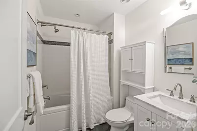 1824 Kenwood Avenue, Charlotte, NC 28205 - Photo 23