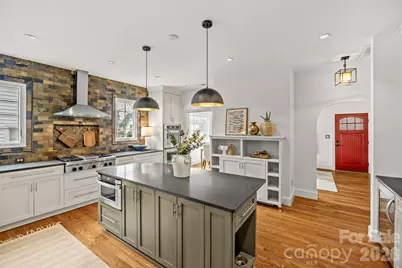 1824 Kenwood Avenue, Charlotte, NC 28205 - Photo 11