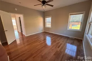 250 Duckett Cv Rd, Waynesville, NC 28786 - Photo 9