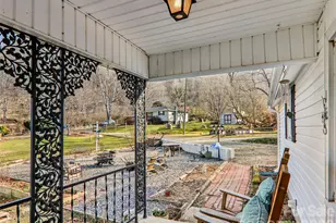 7 Landon Mountain Ln, Weaverville, NC 28787 - Photo 5