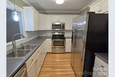 188 39th Avenue Court NW, Hickory, NC 28601 - Photo 5