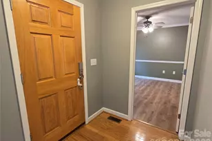 188 39th Ave Ct NW, Hickory, NC 28601 - Photo 3