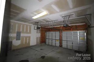 10824 Fountaingrove Dr, Charlotte, NC 28262 - Photo 13