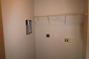 10824 Fountaingrove Dr, Charlotte, NC 28262 - Photo 17