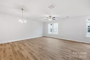 11003 Valkyrie Ln, Charlotte, NC 28214 - Photo 13