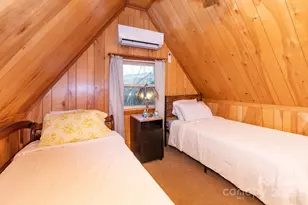 1010 & 1014 Melton Branch Rd, Bakersville, NC 28705 - Photo 29