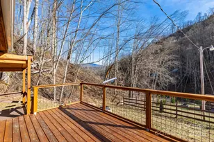 1010 & 1014 Melton Branch Rd, Bakersville, NC 28705 - Photo 5