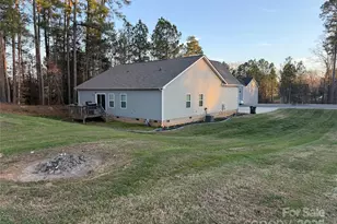 115 Stoney Ln, Cherryville, NC 28021 - Photo 3