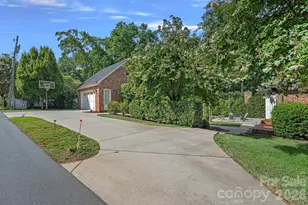 532 Ashworth Rd, Charlotte, NC 28211 - Photo 43