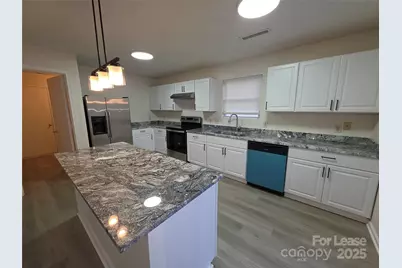 7014 Sycamore Grove Court, Charlotte, NC 28227 - Photo 5