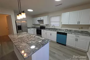 7014 Sycamore Grove Ct, Charlotte, NC 28227 - Photo 5