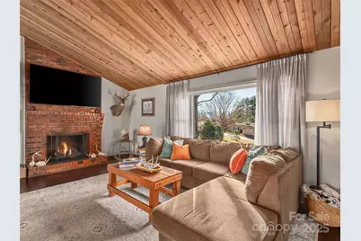 13 Eastwood Drive, Canton, NC 28716 - Photo 5