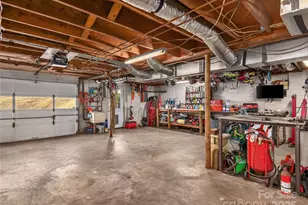 13 Eastwood Dr, Canton, NC 28716 - Photo 21