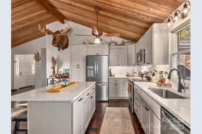 13 Eastwood Drive, Canton, NC 28716 - Photo 9