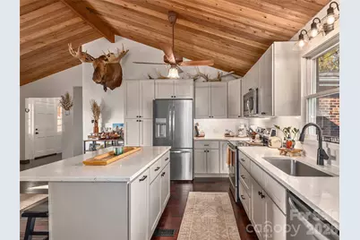 13 Eastwood Drive, Canton, NC 28716 - Photo 9