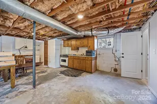 304 E 2nd St, Oakboro, NC 28129 - Photo 33