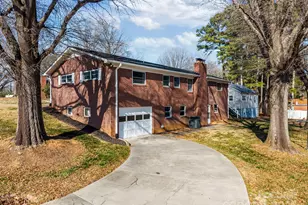 304 E 2nd St, Oakboro, NC 28129 - Photo 3