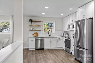 304 E 2nd Street, Oakboro, NC 28129 - Photo 11