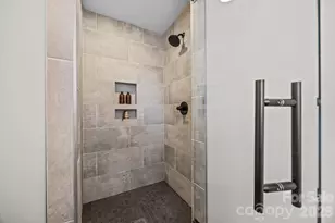 304 E 2nd St, Oakboro, NC 28129 - Photo 27