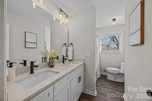 304 E 2nd St, Oakboro, NC 28129 - Photo 31