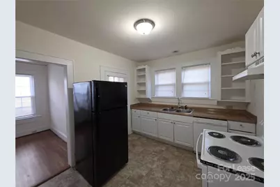 2409 Commonwealth Avenue, Charlotte, NC 28205 - Photo 7