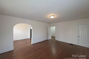 2409 Commonwealth Ave, Charlotte, NC 28205 - Photo 5
