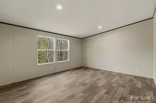 3160 Mariposa Ln, Morganton, NC 28655 - Photo 15