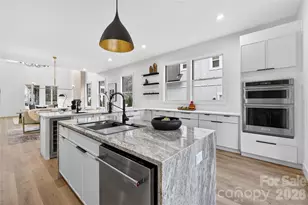 1344 Richland Dr, Charlotte, NC 28211 - Photo 9