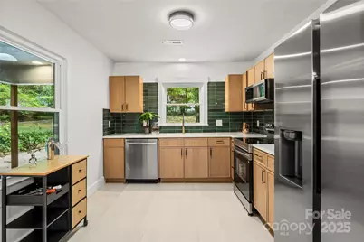 5320 Kildare Drive, Charlotte, NC 28215 - Photo 7