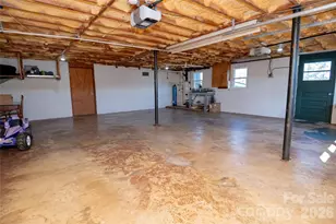 207 Woodlawn Dr, Morganton, NC 28655 - Photo 33