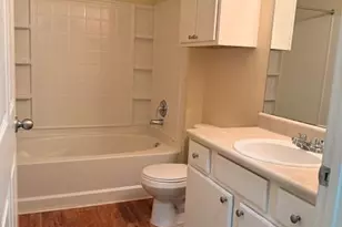 700 Vista Lake Dr, Candler, NC 28715 - Photo 9