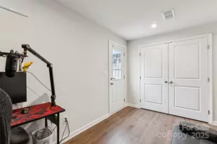 4113 Prusik Ln, Charlotte, NC 28269 - Photo 21