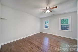 5026 Spicebush Ct, Charlotte, NC 28215 - Photo 21