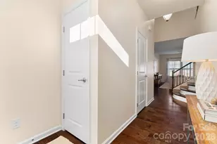 3525 Hornets Nest Way, Charlotte, NC 28208 - Photo 5