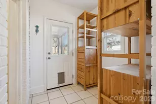 1127 Westchester Blvd, Charlotte, NC 28205 - Photo 15