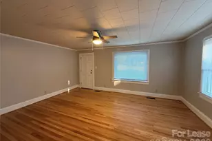 225 Hickory Dr, Mooresville, NC 28115 - Photo 7