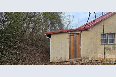 117 Greenvalley Place NE, Lenoir, NC 28645 - Photo 9