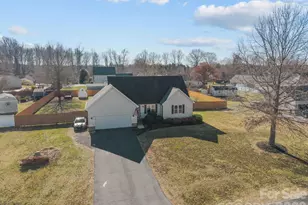 245 Castle Keep Rd, Salisbury, NC 28146 - Photo 3