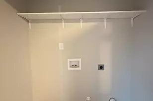 210 Academy St, Cleveland, NC 27013 - Photo 5