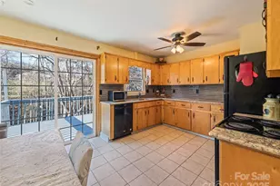 140 Oakdale Rd, Waynesville, NC 28786 - Photo 13